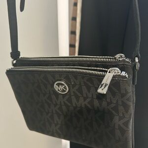 Authentic Michael Kors cross body purse